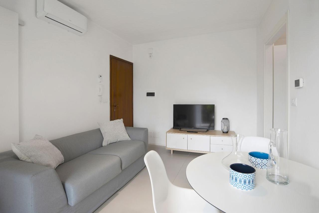 Baseventuno 4 Bilocale Apartment Сирмионе Екстериор снимка