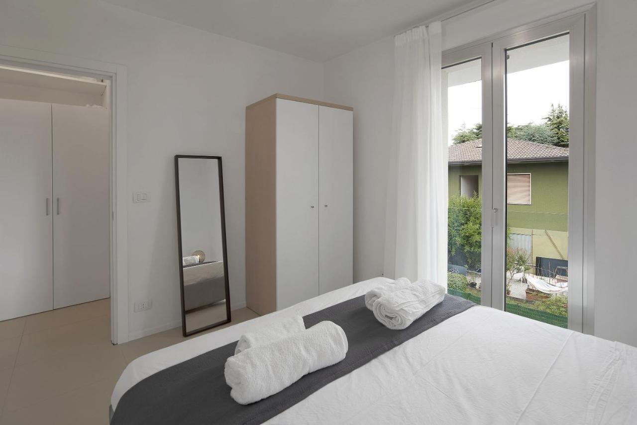 Baseventuno 4 Bilocale Apartment Сирмионе Екстериор снимка