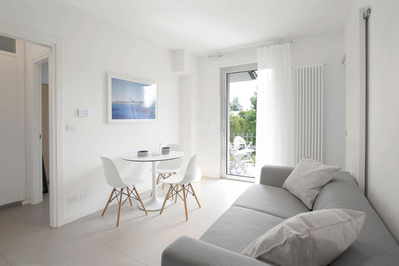 Baseventuno 4 Bilocale Apartment Сирмионе Екстериор снимка