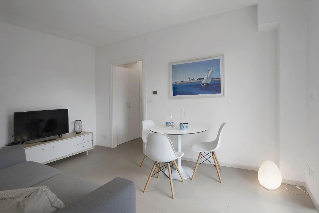 Baseventuno 4 Bilocale Apartment Сирмионе Екстериор снимка